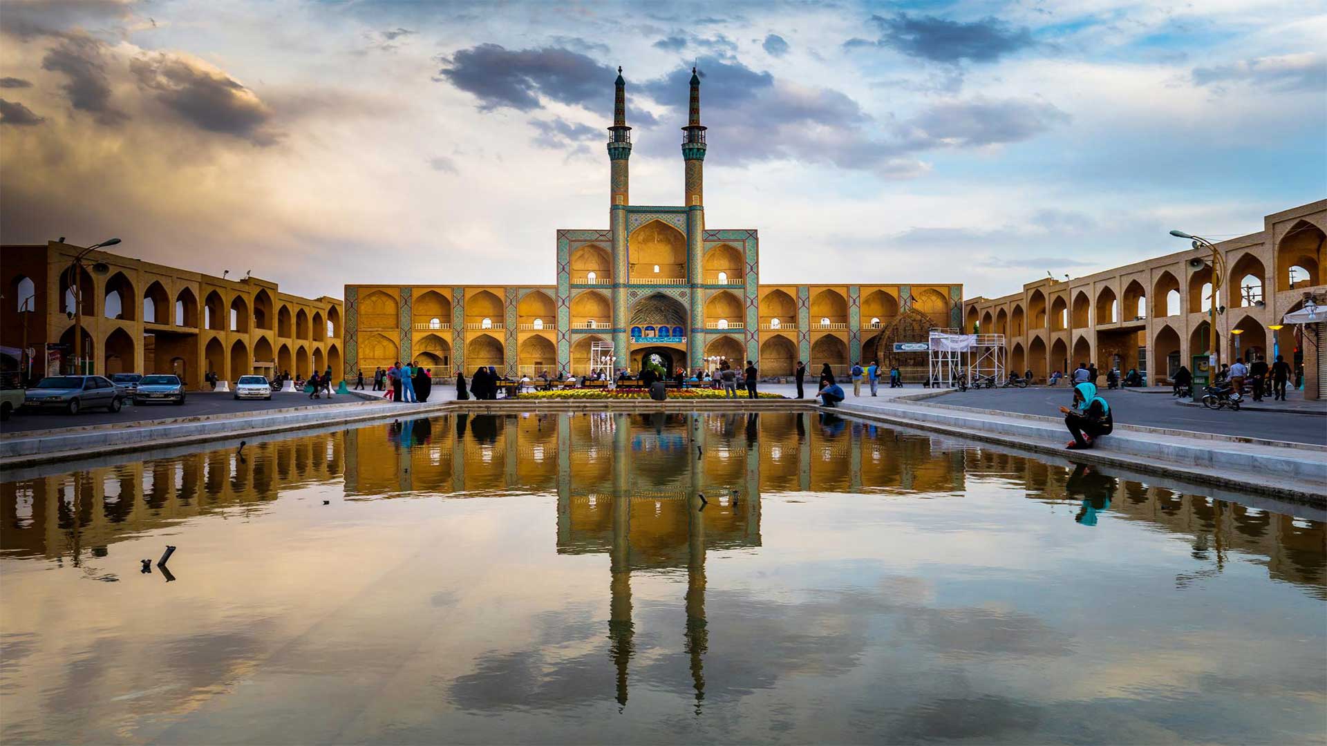 2-Yazd-Iran-tour-operator-Iran-tours-Iran-travel-agency-1